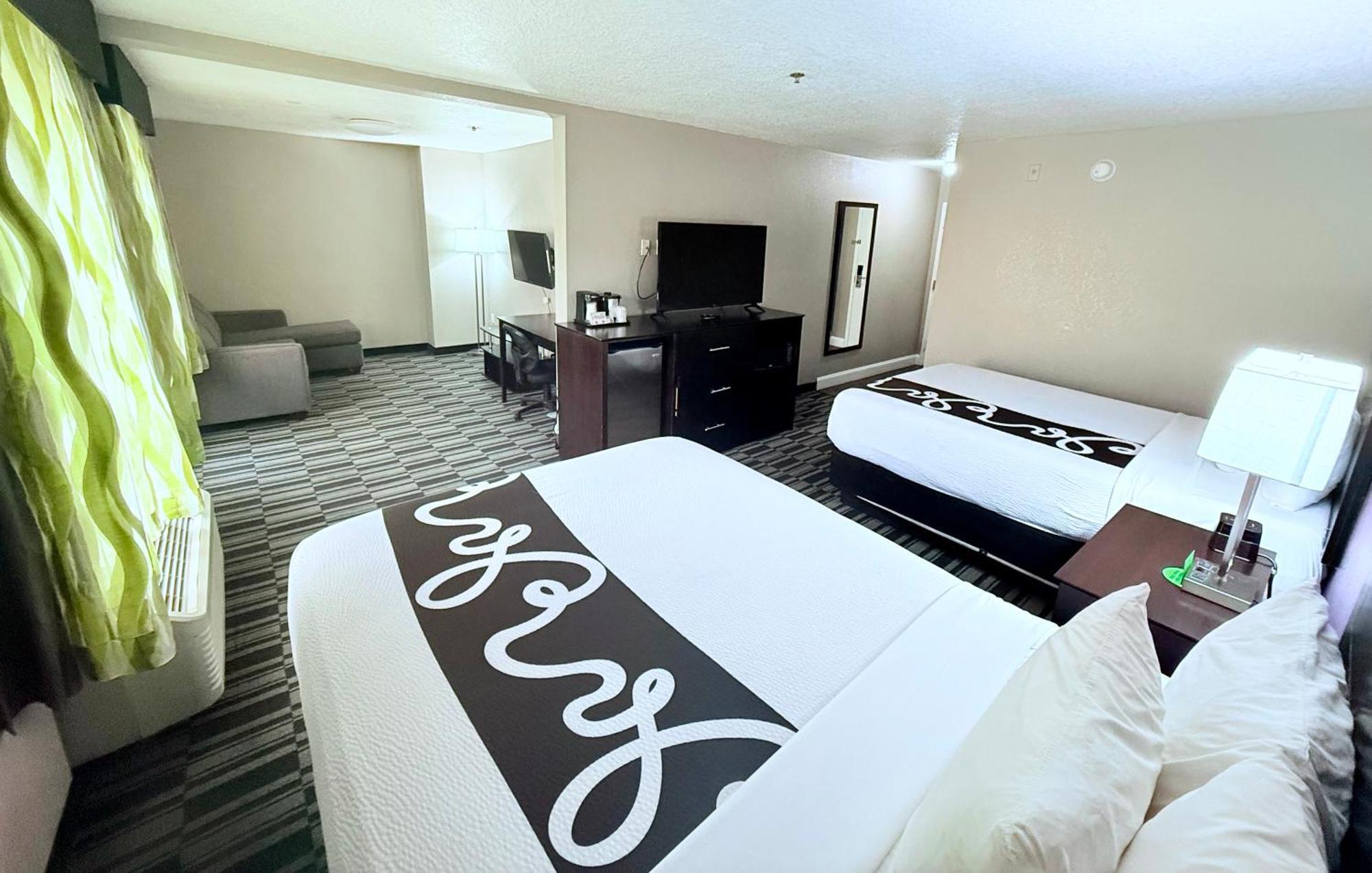 La Quinta By Wyndham Orlando Universal Area - Free Shuttle To Universal Exterior photo