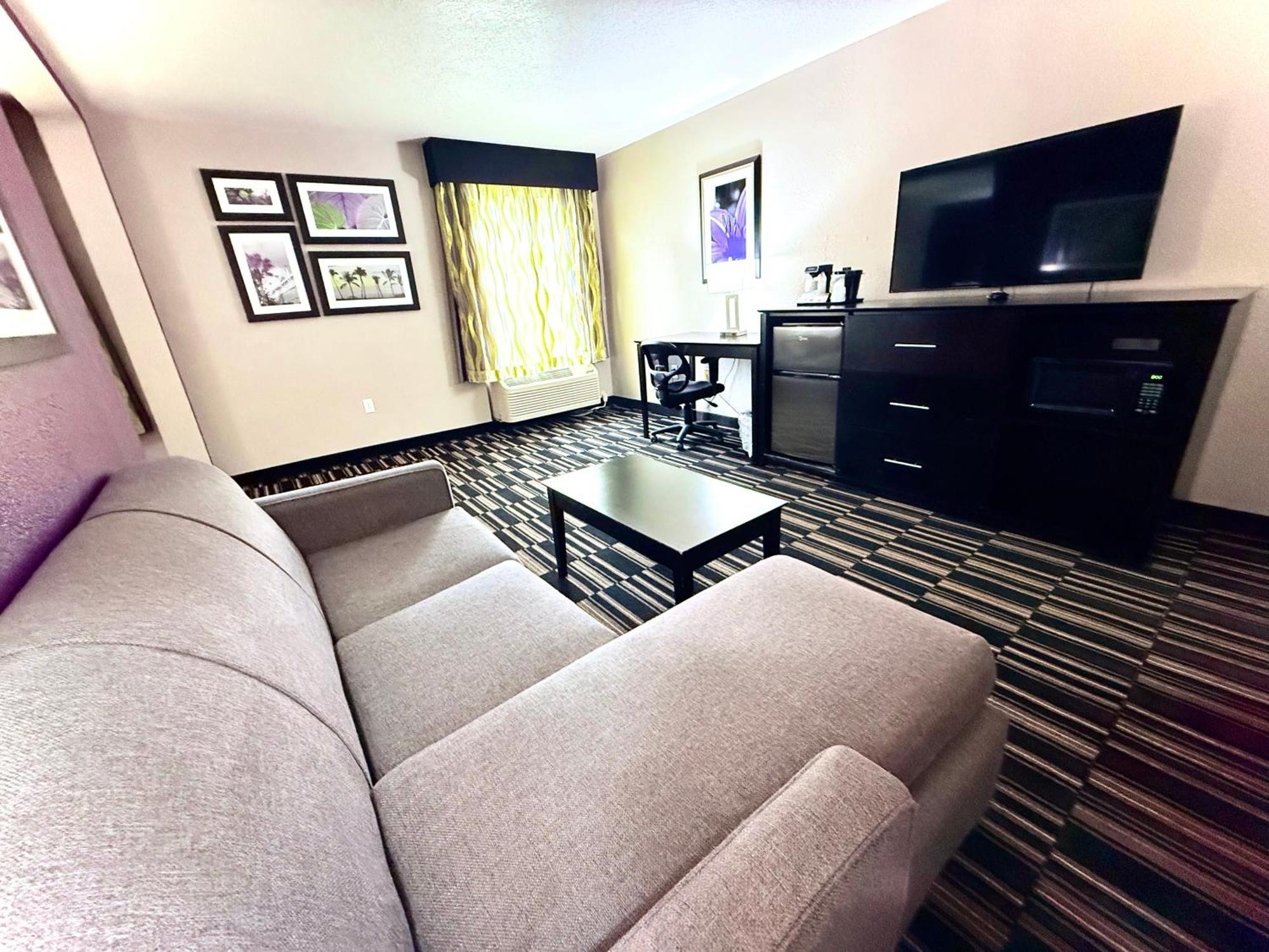 La Quinta By Wyndham Orlando Universal Area - Free Shuttle To Universal Exterior photo