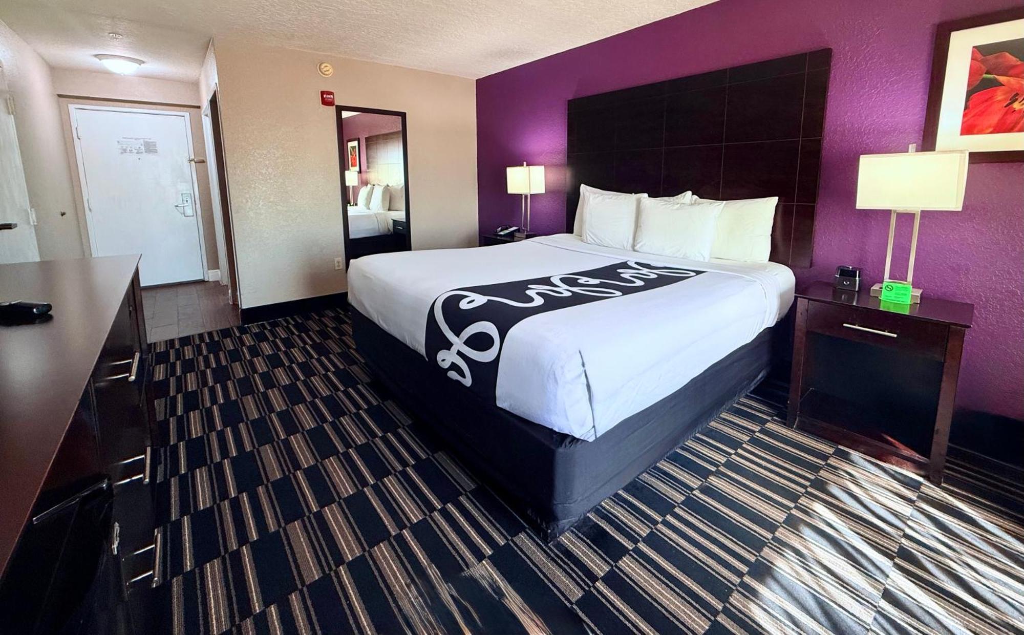 La Quinta By Wyndham Orlando Universal Area - Free Shuttle To Universal Exterior photo